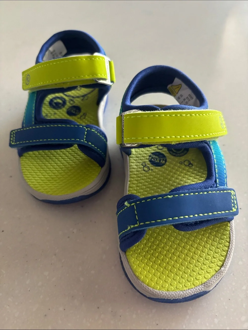NWOT Stride Rite 360 Asher Light Up Neon Green and Blue Kids Velcro Sandals